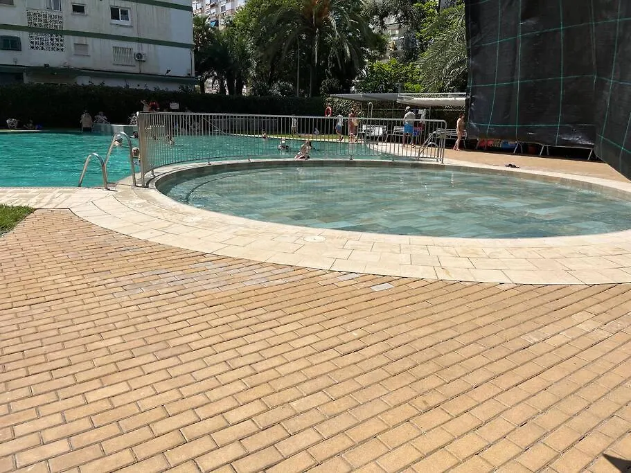 Apartamento Ginebra Torre Del Mar 0*,